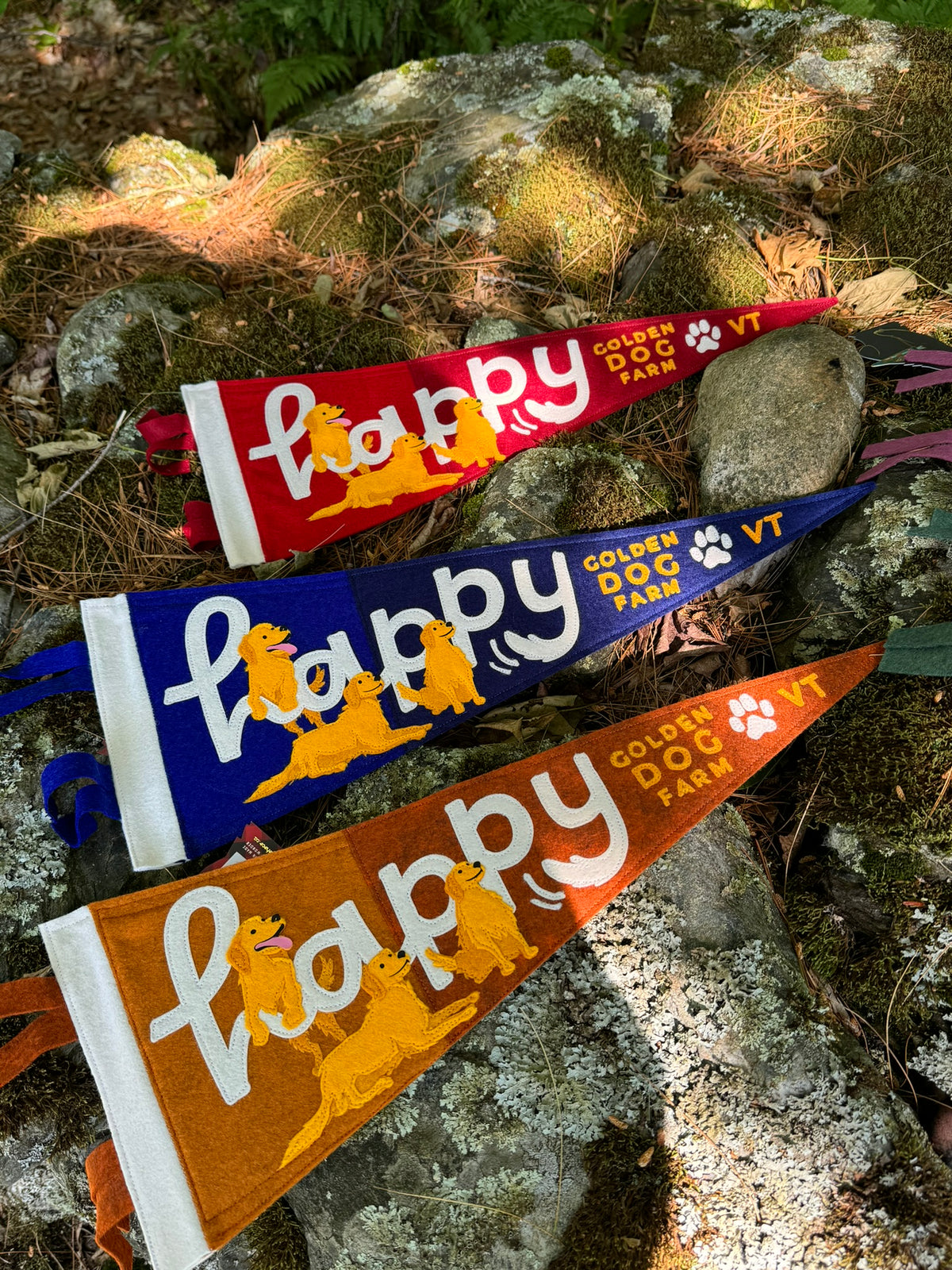 happy of goldens felt pennant at golden dog farm