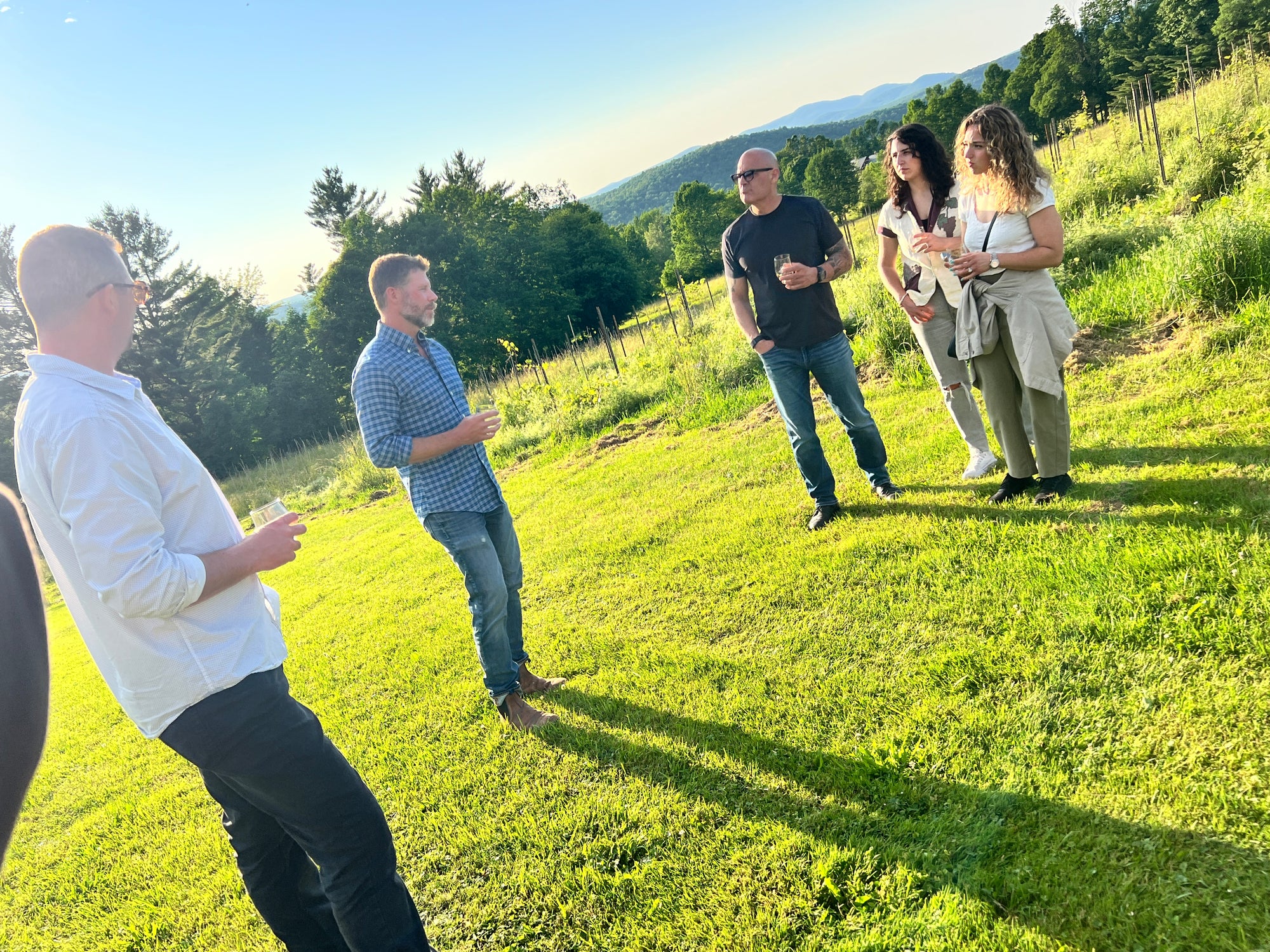 Rosé FriYAY with Golden Dog Farm and Stella 14 Wine July 11th