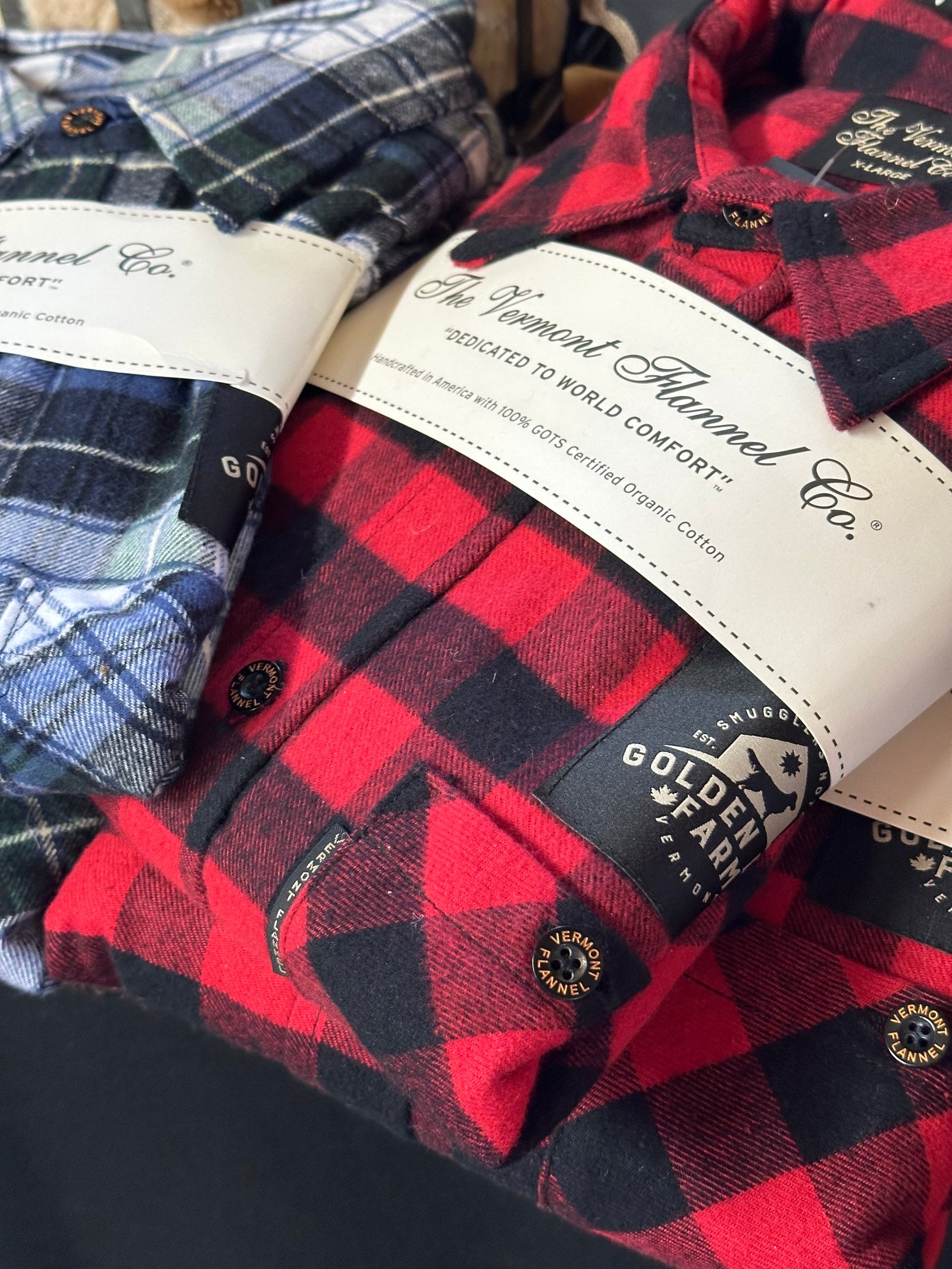 Golden Dog Farm Vermont Flannel Button Down Shirt